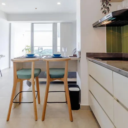 Apartamento Encantador Y Moderno Estudio Con Piscina A Pasos Del Aeropuerto Cartagena
