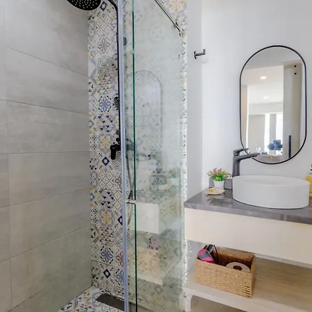 Encantador Y Moderno Estudio Con Piscina A Pasos Del Aeropuerto Apartamento *