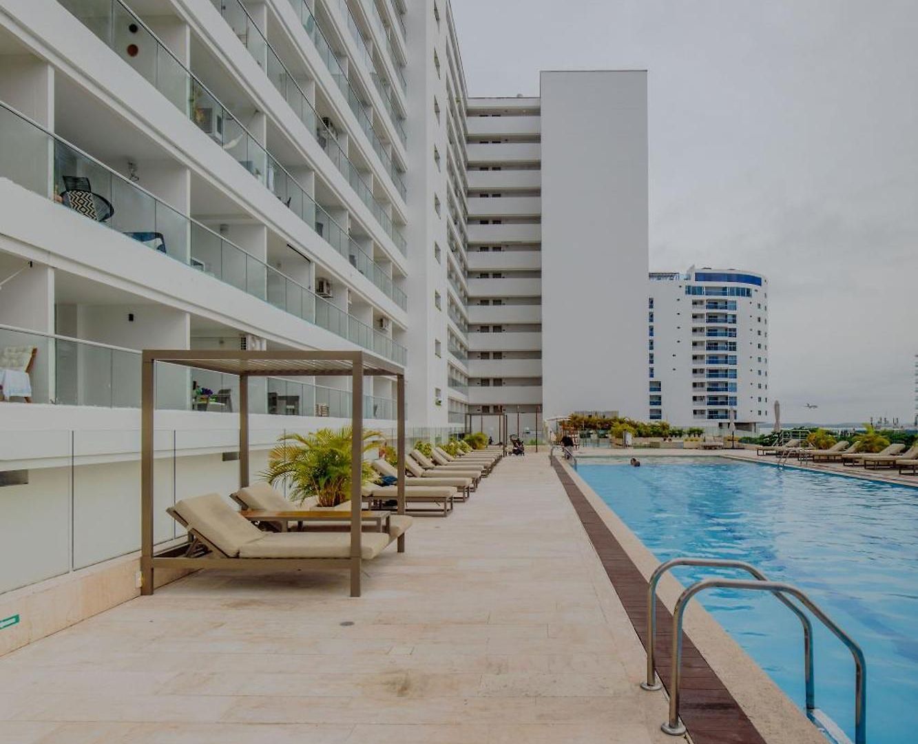 Encantador Y Moderno Estudio Con Piscina A Pasos Del Aeropuerto Cartagena