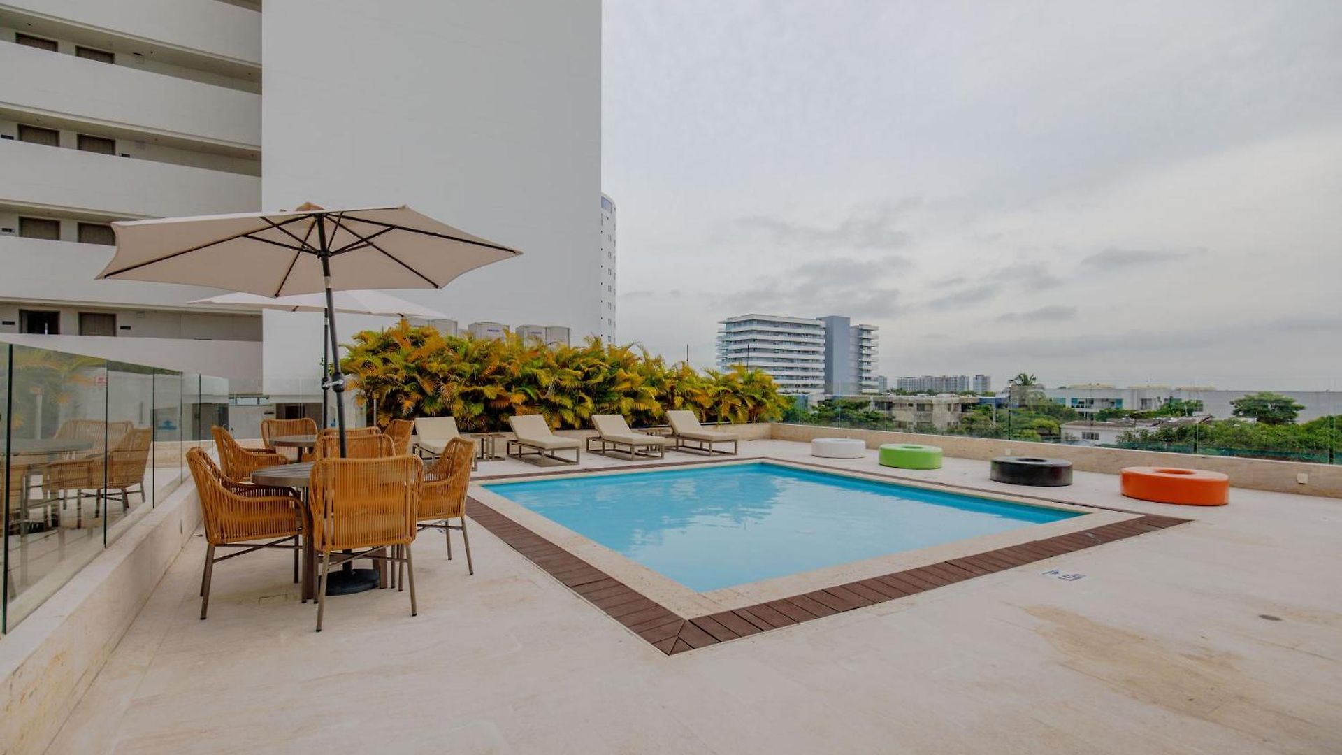 Encantador Y Moderno Estudio Con Piscina A Pasos Del Aeropuerto Apartamento *