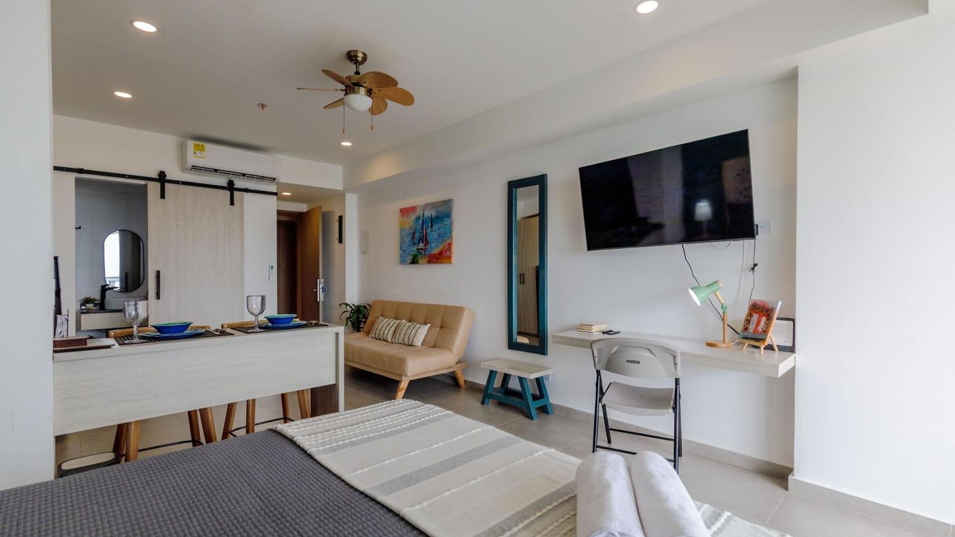 Encantador Y Moderno Estudio Con Piscina A Pasos Del Aeropuerto Apartamento