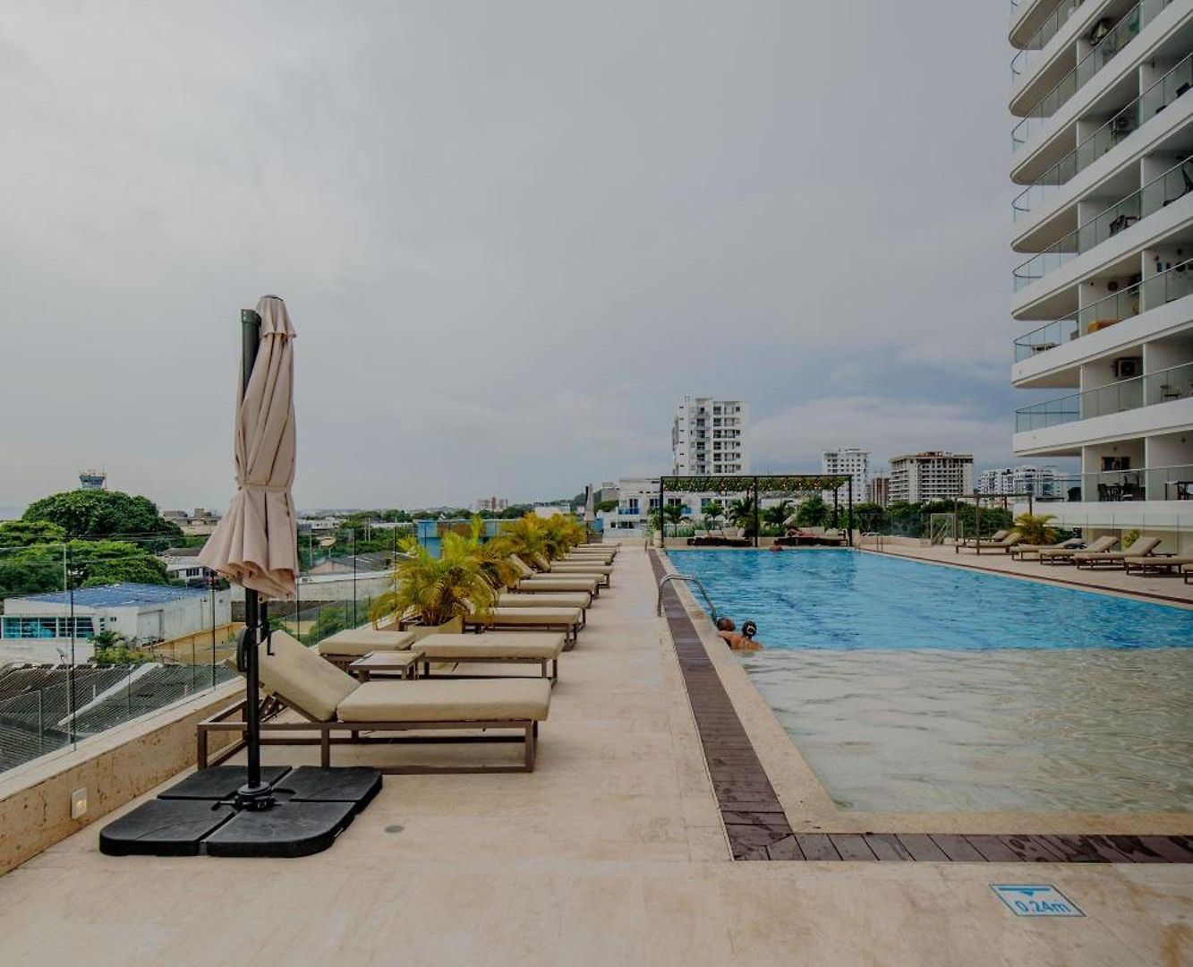 Encantador Y Moderno Estudio Con Piscina A Pasos Del Aeropuerto *