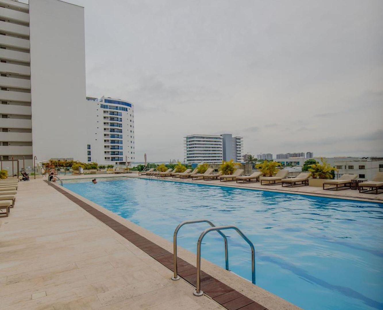 Encantador Y Moderno Estudio Con Piscina A Pasos Del Aeropuerto Apartamento Cartagena