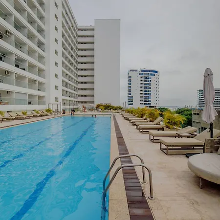 Apartamento Encantador Y Moderno Estudio Con Piscina A Pasos Del Aeropuerto