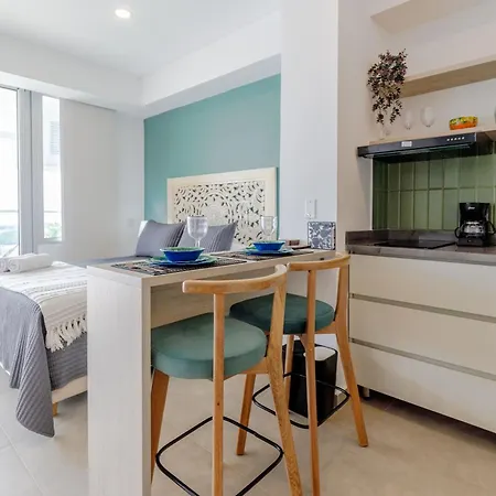 Apartamento Encantador Y Moderno Estudio Con Piscina A Pasos Del Aeropuerto *