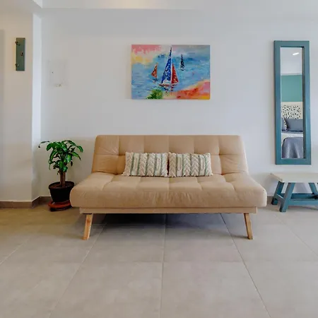 Apartamento Encantador Y Moderno Estudio Con Piscina A Pasos Del Aeropuerto *
