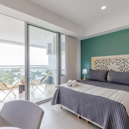 Encantador Y Moderno Estudio Con Piscina A Pasos Del Aeropuerto Cartagena